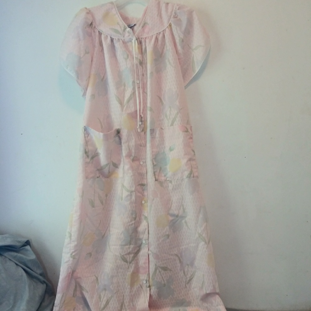 Vintage It's a Charm nightgown dress button down M